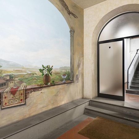 Signoria Apartment With Patio Florence Ngoại thất bức ảnh