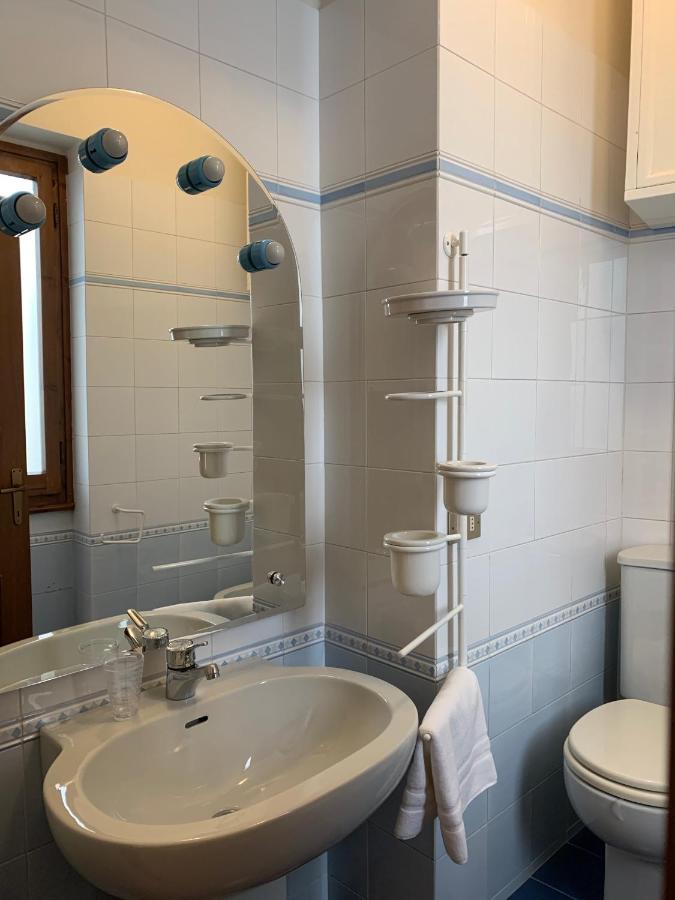 Signoria Apartment With Patio Florence Ngoại thất bức ảnh