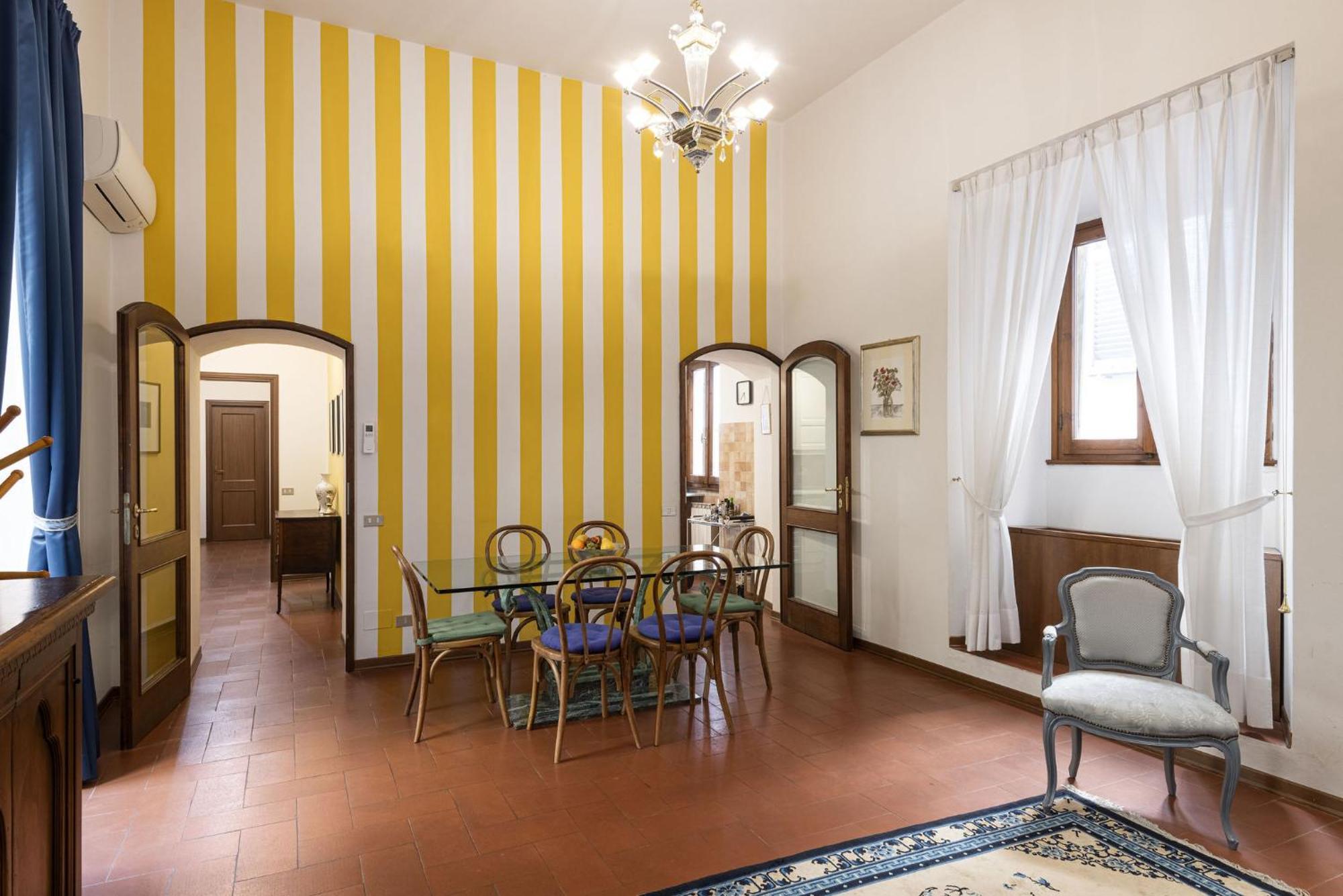 Signoria Apartment With Patio Florence Ngoại thất bức ảnh