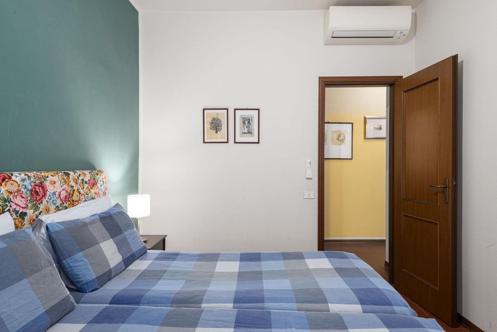 Signoria Apartment With Patio Florence Ngoại thất bức ảnh
